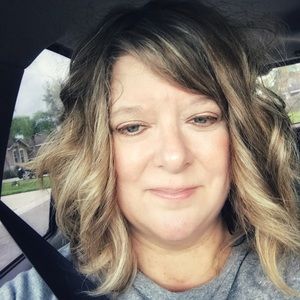 Meet your Posher, Stefanie